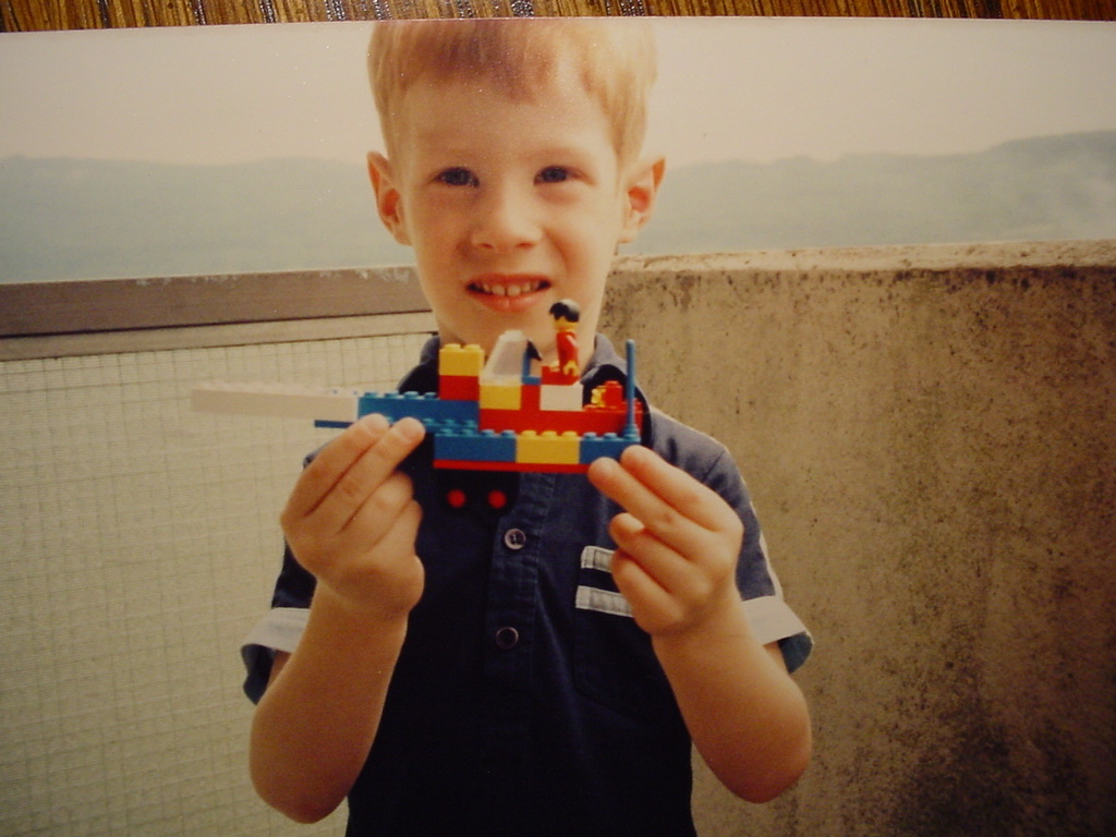 rylegos.jpg